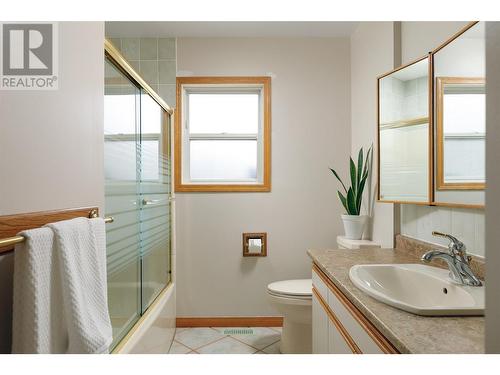 1361 Richmond Street Lot# 20, Kelowna, BC - Indoor Photo Showing Bathroom