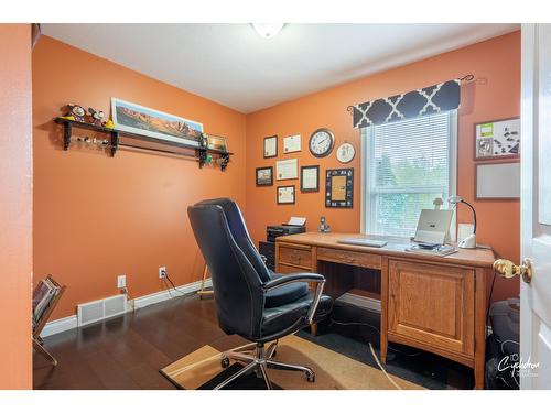 1663 Landsdowne Crescent, Grand Forks, BC - Indoor Photo Showing Office