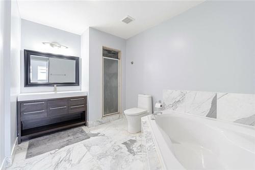 237 Solway Avenue, Vaughan, ON - Indoor Photo Showing Bathroom