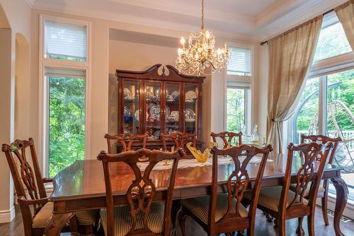 1611 Park Street, Rossland, BC - Indoor Photo Showing Dining Room