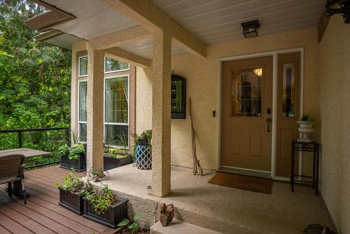 1611 Park Street, Rossland, BC - Outdoor With Deck Patio Veranda With Exterior