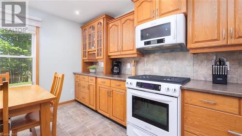 75 Lakeland Drive, Sauble Beach, ON - Indoor Photo Showing Kitchen
