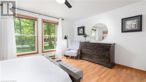 75 Lakeland Drive, Sauble Beach, ON - Indoor Photo Showing Bedroom