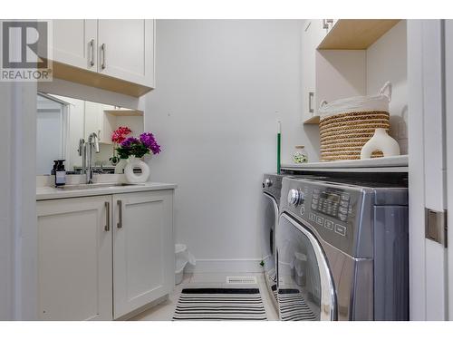 4799 Parkside Drive, Prince George, BC - Indoor Photo Showing Laundry Room