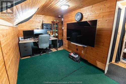 39 Lorne Avenue, Wallaceburg, ON - Indoor Photo Showing Office