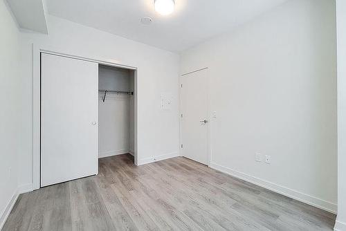 212 King William Street|Unit #1008, Hamilton, ON - Indoor Photo Showing Other Room