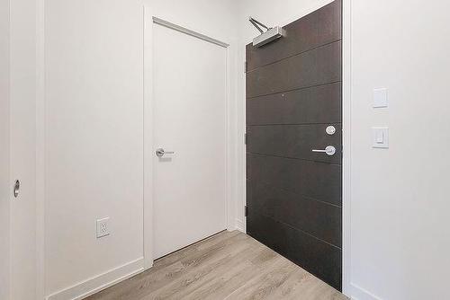212 King William Street|Unit #1008, Hamilton, ON - Indoor Photo Showing Other Room