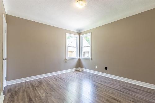 162 Highland Avenue, St. Catharines, ON - Indoor Photo Showing Other Room