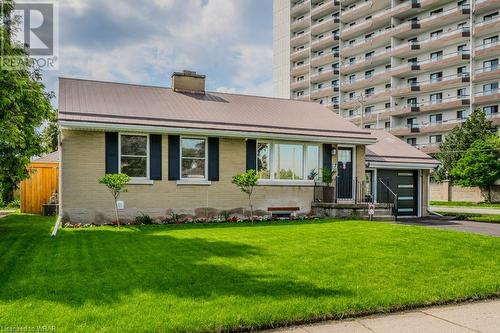 7 Fairfield Avenue, Kitchener, ON - Outdoor With Facade