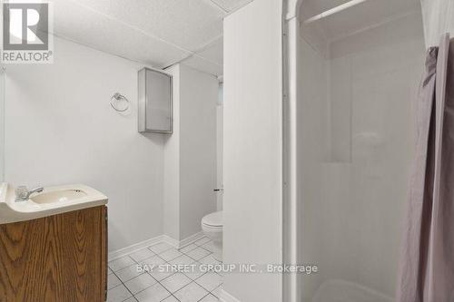 85 Jacobson Avenue, St. Catharines, ON - Indoor Photo Showing Bathroom