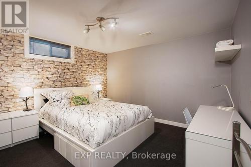 25 Demeyere Avenue, Tillsonburg, ON - Indoor Photo Showing Bedroom
