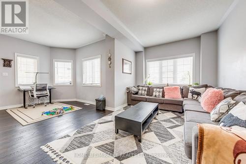 10 Gatlin Street, Brampton, ON - Indoor Photo Showing Living Room