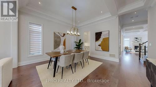 3029 Parsonage Crescent, Oakville, ON - Indoor Photo Showing Dining Room