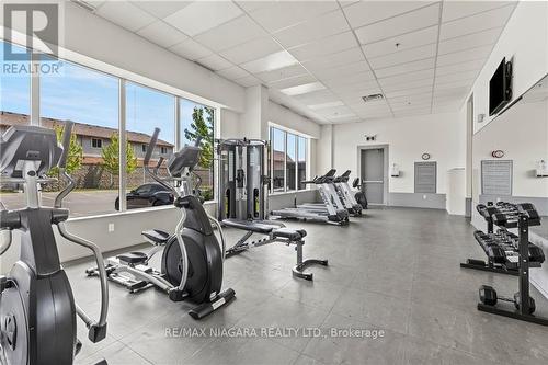 1005 - 550 North Service Road, Grimsby, ON - Indoor Photo Showing Gym Room