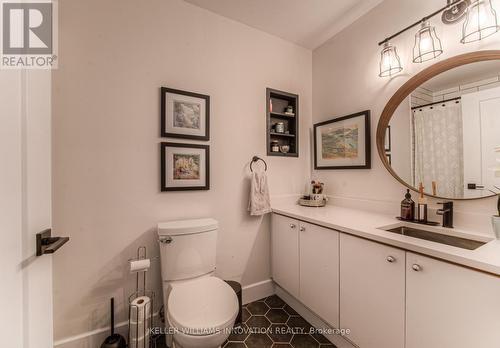 306 - 404 King Street West Street W, Kitchener, ON - Indoor Photo Showing Bathroom