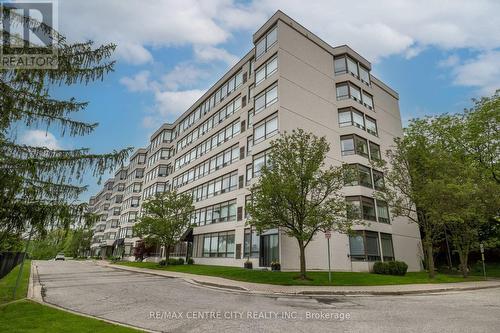 408 - 521 Riverside Drive N, London, ON - Outdoor With Facade