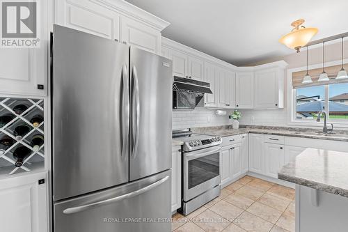 24 Kipling Drive, Belleville, ON - Indoor Photo Showing Kitchen With Upgraded Kitchen