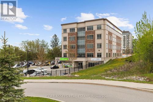 106 - 11 Lakeside Terrace, Barrie (Little Lake), ON 