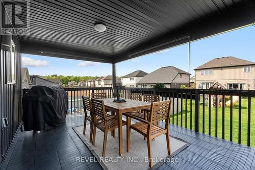 7685 Pender Street, Niagara Falls, ON - Outdoor With Deck Patio Veranda With Exterior