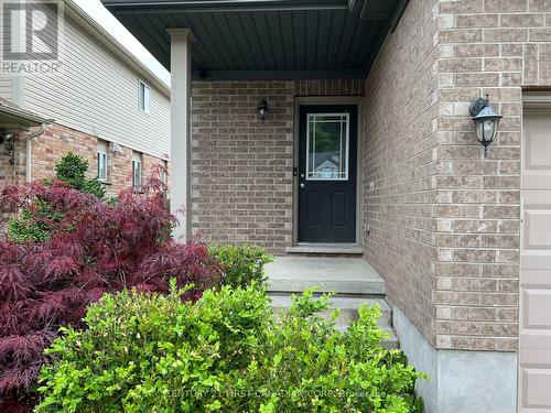 2025 Denview Avenue, London, ON - Outdoor With Exterior