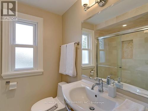 69 Wanita Road, Mississauga, ON - Indoor Photo Showing Bathroom