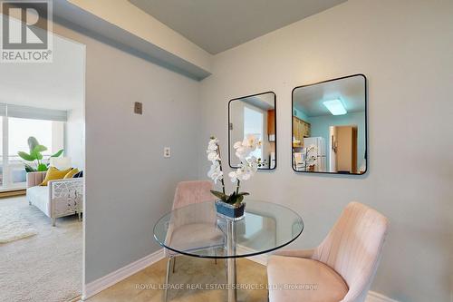 2111 - 61 Richview Road, Toronto, ON - Indoor Photo Showing Dining Room