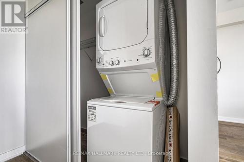 701 - 1350 Kingston Road, Toronto, ON - Indoor Photo Showing Laundry Room