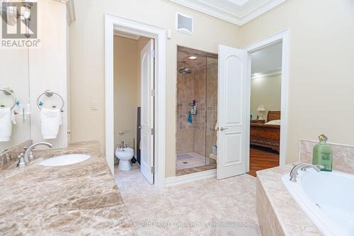 76 Thornridge Drive, Vaughan, ON - Indoor Photo Showing Bathroom