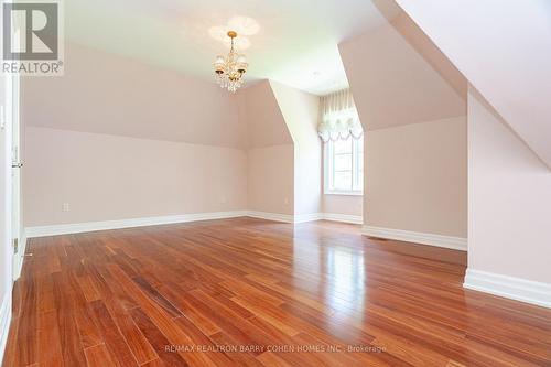 76 Thornridge Drive, Vaughan, ON - Indoor Photo Showing Other Room