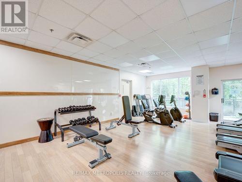 501 - 8 Maison Parc Court, Vaughan, ON - Indoor Photo Showing Gym Room