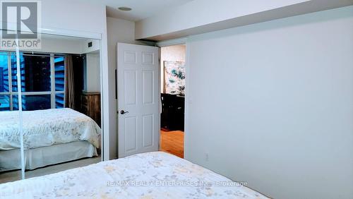 1435 - 250 Wellington Street W, Toronto, ON - Indoor Photo Showing Bedroom