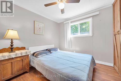 139 - 529 Old Highway 2, Quinte West, ON - Indoor Photo Showing Bedroom