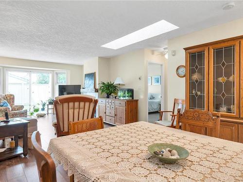 6-650 Yorkshire Dr, Campbell River, BC - Indoor Photo Showing Dining Room