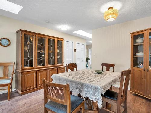 6-650 Yorkshire Dr, Campbell River, BC - Indoor Photo Showing Dining Room