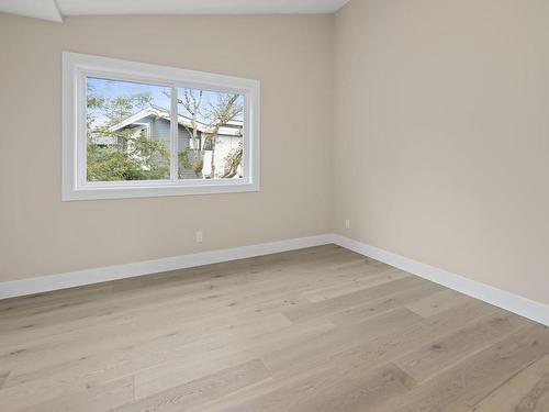 971 Lakeview Ave, Saanich, BC - Indoor Photo Showing Other Room