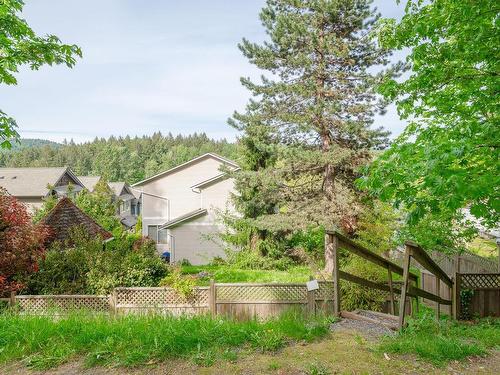 3-1140 Trans Canada Hwy, Ladysmith, BC - Outdoor