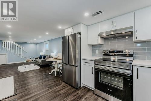 7 Fairfield Avenue, Kitchener, ON - Indoor Photo Showing Kitchen With Upgraded Kitchen