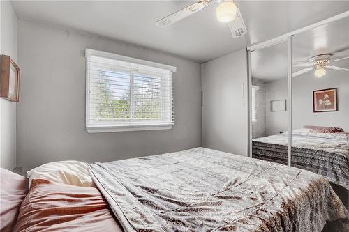 69 Queenslea Drive, Hamilton, ON - Indoor Photo Showing Bedroom