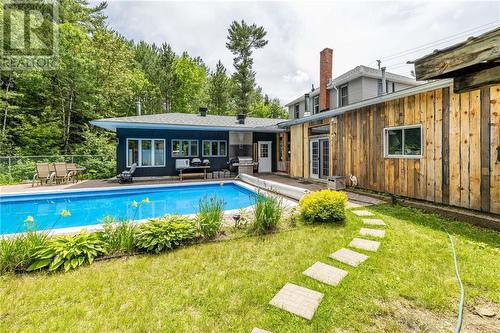 32750 Highway 17 Highway, Deep River, ON - Outdoor With In Ground Pool