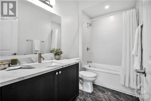 307 Ardmore Street, Ottawa, ON - Indoor Photo Showing Bathroom