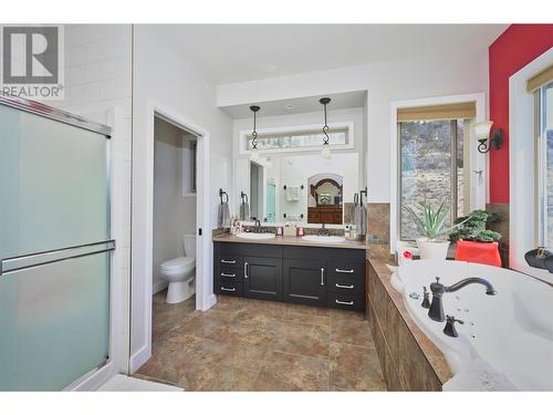 1551 3 Highway E, Osoyoos, BC - Indoor Photo Showing Bathroom