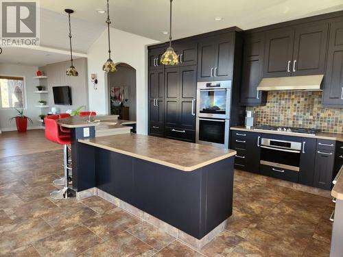 1551 3 Highway E, Osoyoos, BC - Indoor Photo Showing Kitchen With Upgraded Kitchen