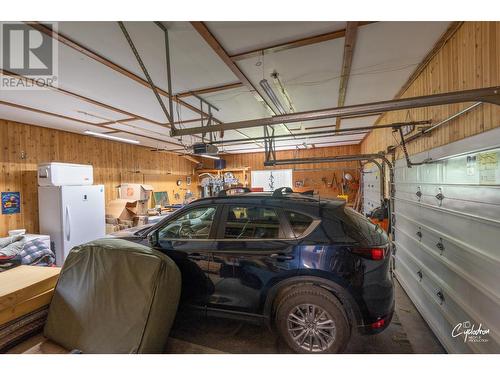 450 River  W Drive, Christina Lake, BC - Indoor Photo Showing Garage