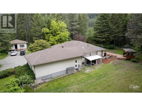 450 River  W Drive, Christina Lake, BC - Outdoor