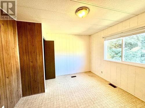 901 Eighth Street, Salmo, BC - Indoor Photo Showing Other Room