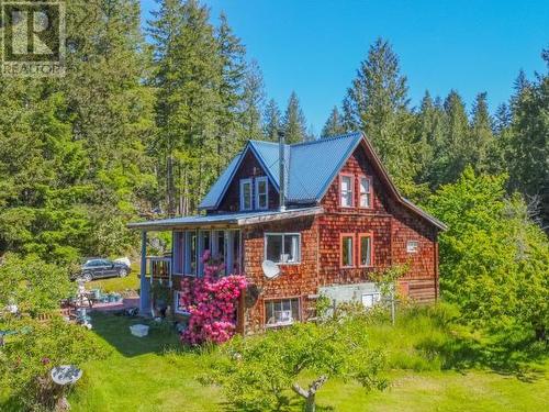 9690 Pryor Road, Powell River, BC - Outdoor