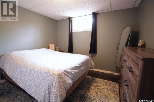 813 Moose Street, Moosomin, SK - Indoor Photo Showing Bedroom