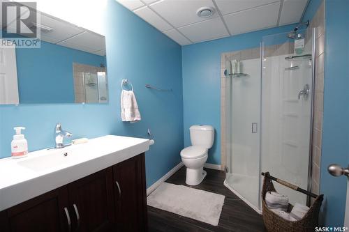 813 Moose Street, Moosomin, SK - Indoor Photo Showing Bathroom