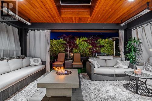1155 Duchess Avenue, West Vancouver, BC - Outdoor With Deck Patio Veranda With Exterior