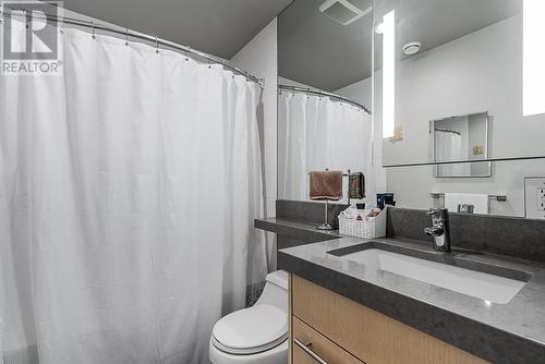 1155 Duchess Avenue, West Vancouver, BC - Indoor Photo Showing Bathroom